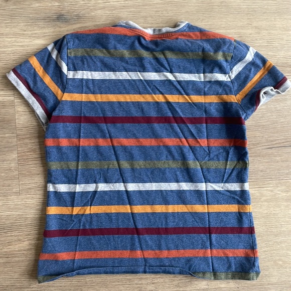 Pendleton womens shirt.  Size medium.  Fits like a small medium in my opinion. - Picture 3 of 3